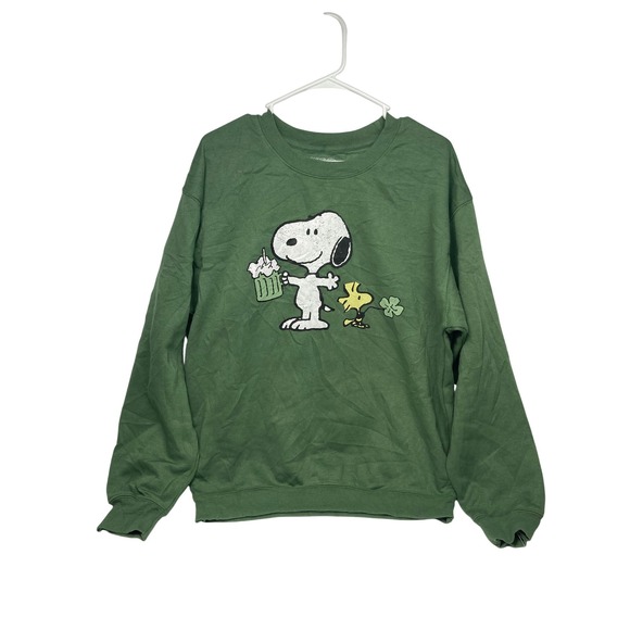 Peanuts Snoopy Woodstock Shamrock Green Sweatshirt Womens M NWOT - Picture 1 of 7